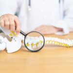 Kuyruk sokumu ağrısı tehlikeli belirtiler koksiks anatomisi